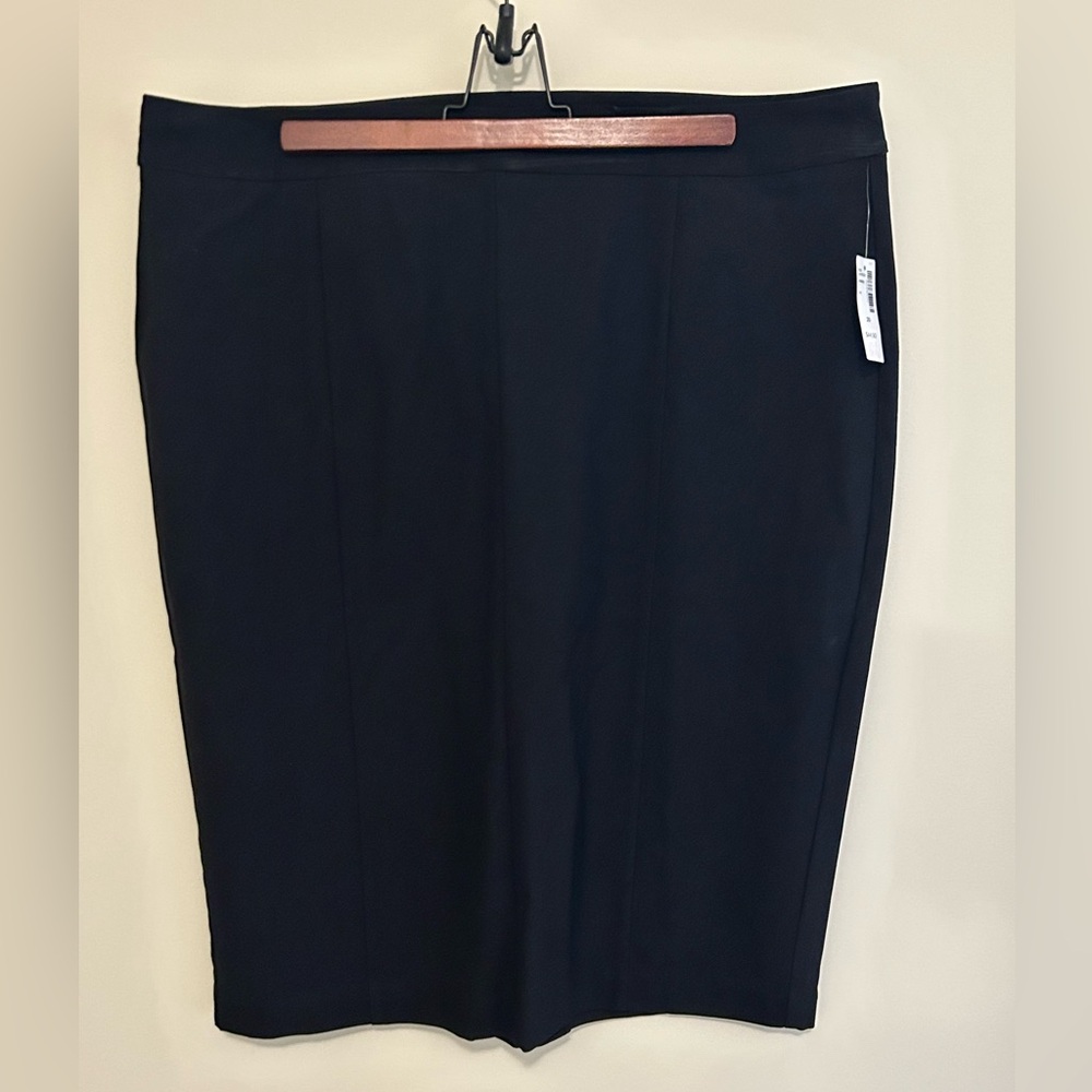 NWT Reitmans Black Pencil Skirt Women’s size 20
